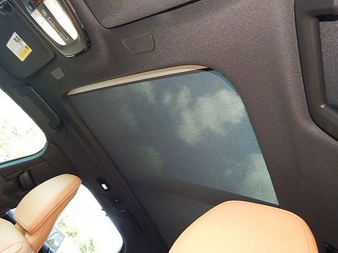 New 2025 Volvo V90 B6 Cross Country Ultra w/ Protection Package Premier image 16