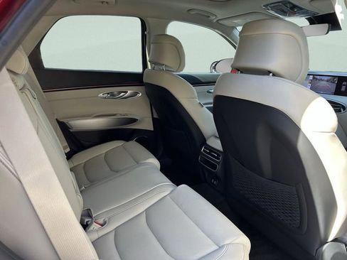 New 2026 Genesis GV70 2.5T Select image 20