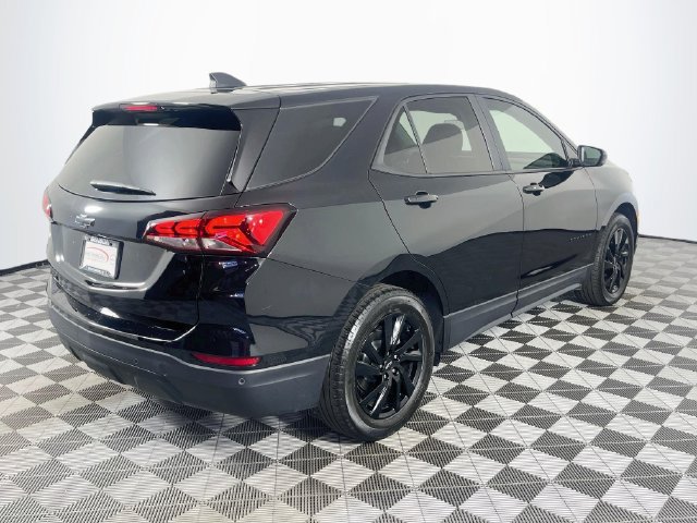 Used 2023 Chevrolet Equinox LS w/ LS Convenience Package FWD image 8