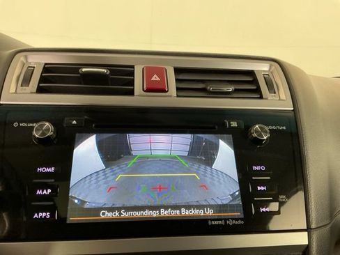 Used 2016 Subaru Outback 2.5i Limited AWD/4WD image 20