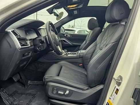 Used 2023 BMW X6 xDrive40i w/ Premium Package image 18