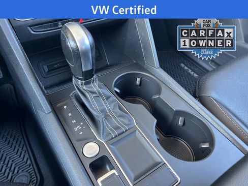Certified 2021 Volkswagen Atlas SE image 25