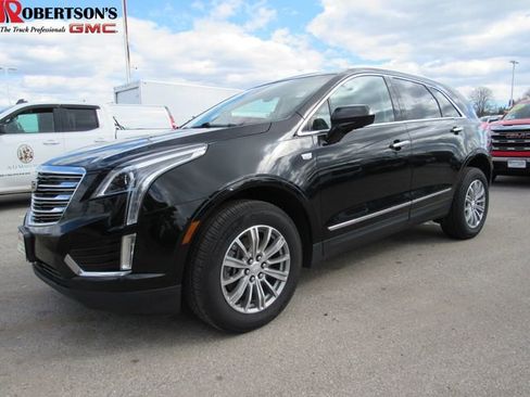 Certified 2019 Cadillac XT5 Luxury FWD image 1