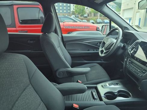 Certified 2021 Honda Passport Sport image 4