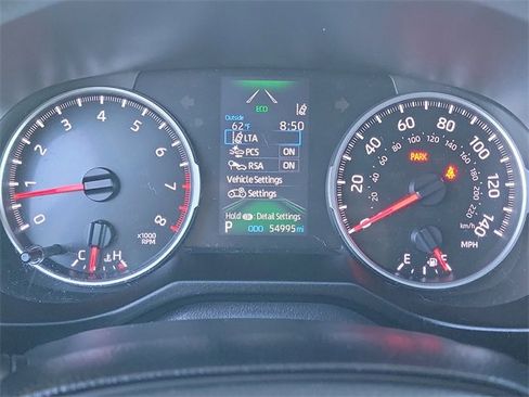 Used 2019 Toyota RAV4 LE image 10