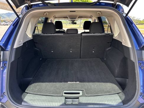 Used 2021 Nissan Rogue SV FWD image 20