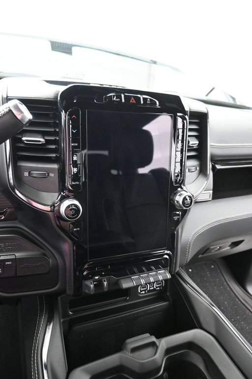 Used 2024 RAM 2500 Limited AWD/4WD image 26
