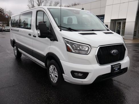 Used 2023 Ford Transit 350 XLT image 2