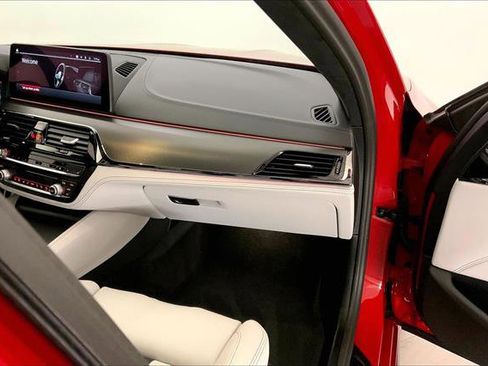 Used 2023 BMW M5 w/ Competition Package image 23