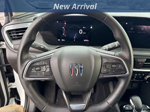 Used 2024 Buick Encore GX Sport Touring image 7