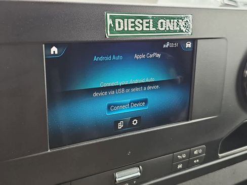 Used 2024 Mercedes-Benz Sprinter 2500 image 23