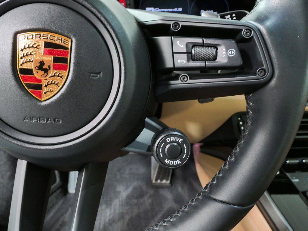 Certified 2024 Porsche 911 Carrera 4S AWD/4WD image 11