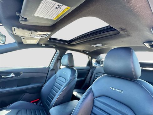 Used 2024 Kia Forte GT-Line w/ GT-Line Premium Package image 20