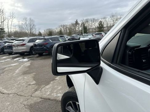 Used 2023 Chevrolet Silverado 1500 LT image 14