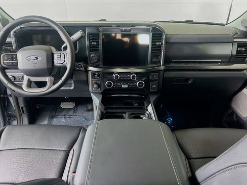 New 2026 Ford F350 Lariat w/ Black Appearance Package image 7