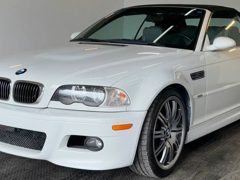 Used 2005 BMW M3 Convertible RWD image 3