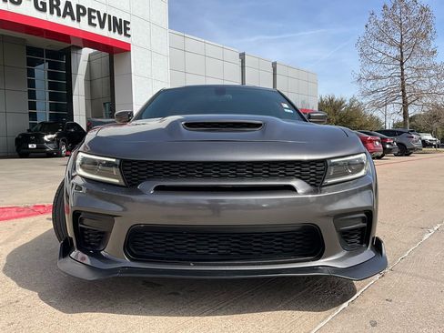 Used 2022 Dodge Charger SXT image 3