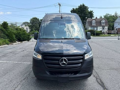 Used 2019 Mercedes-Benz Sprinter 2500 w/ Acoustic Package image 12
