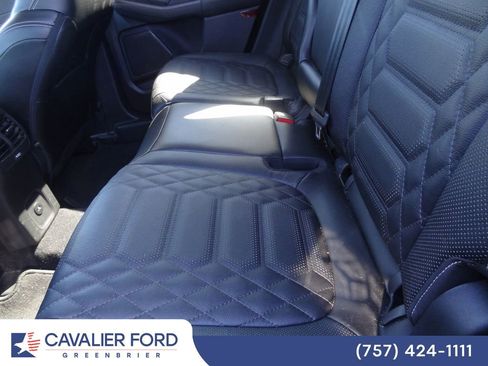 Used 2023 Ford Escape Platinum w/ Premium Technology Package FWD image 15