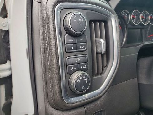 Certified 2020 Chevrolet Silverado 1500 LT w/ All-Star Edition image 24