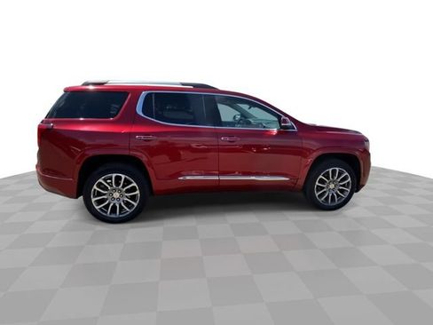 Used 2023 GMC Acadia Denali FWD image 3