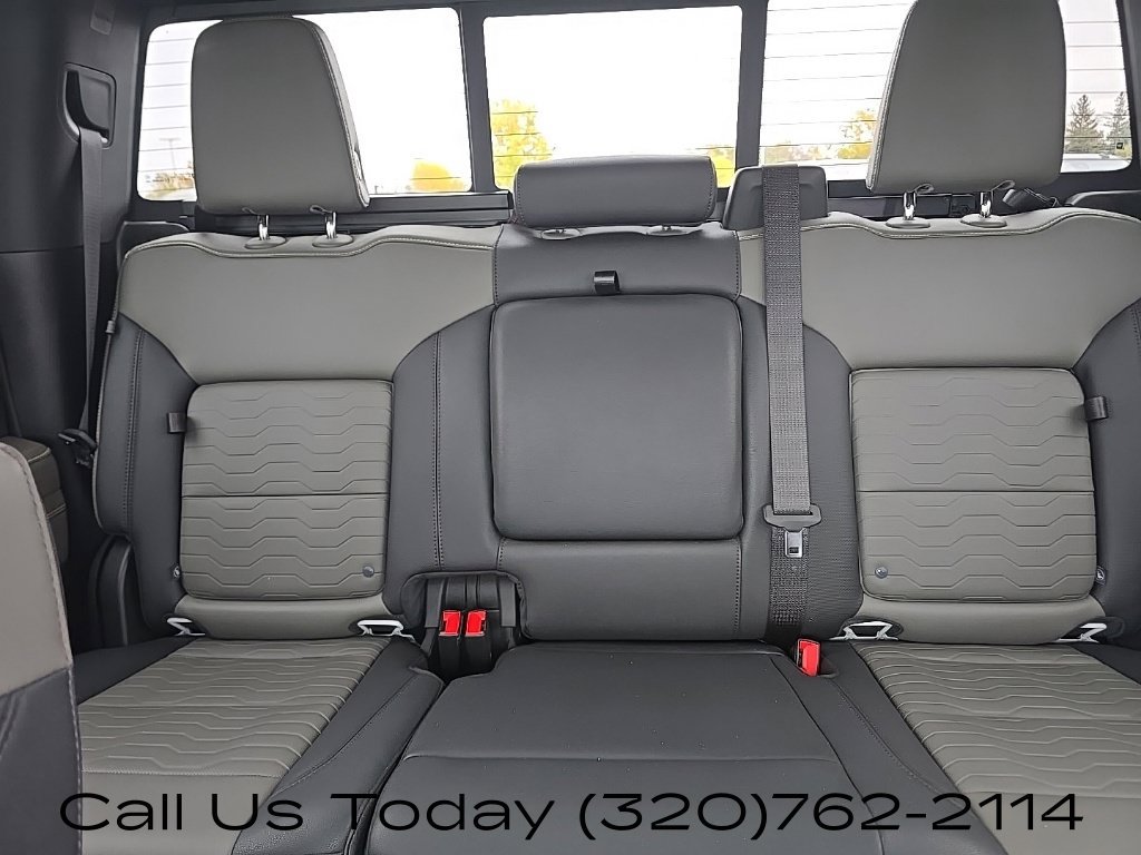 Used 2023 Chevrolet Silverado 1500 ZR2 AWD/4WD image 25