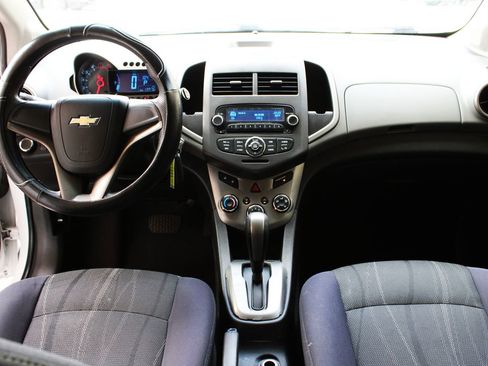 Used 2012 Chevrolet Sonic LT image 16