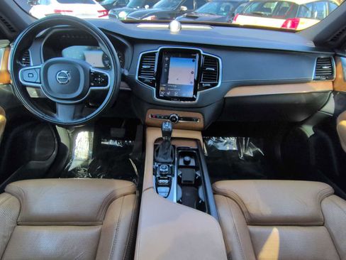 Used 2018 Volvo XC90 T6 Inscription w/ Convenience Package image 15