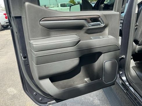 Used 2023 Chevrolet Silverado 1500 LTZ w/ Technology Package AWD/4WD image 24