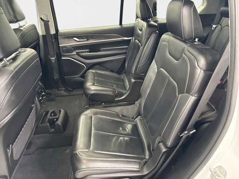 Used 2021 Jeep Grand Cherokee L Limited image 25