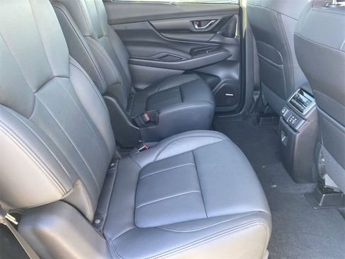 New 2025 Subaru Ascent Bronze Edition w/ Onyx Package image 9