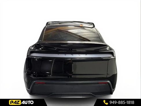 Used 2026 Tesla Model Y 2WD image 4