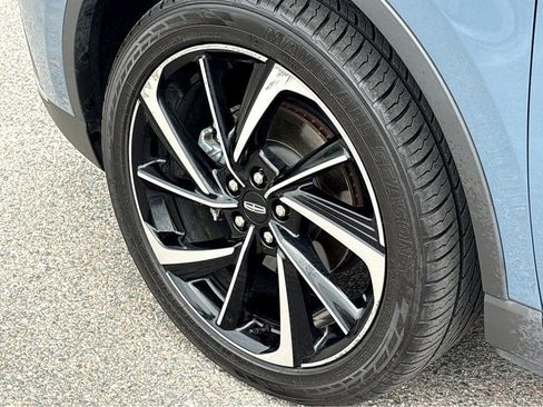 Used 2023 Lincoln Corsair Reserve FWD image 18