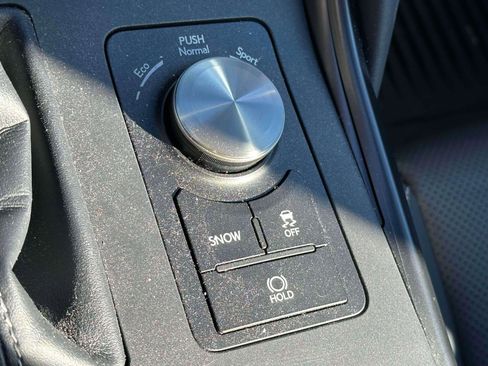 Used 2023 Lexus IS 350 F Sport image 31