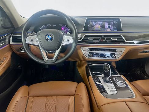 Used 2022 BMW 745e xDrive w/ Premium Package AWD/4WD image 22