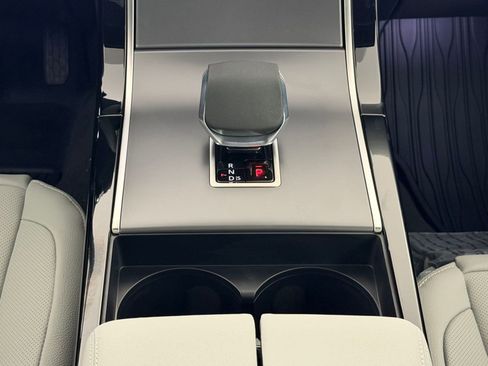 Used 2026 Land Rover Range Rover Velar S image 17