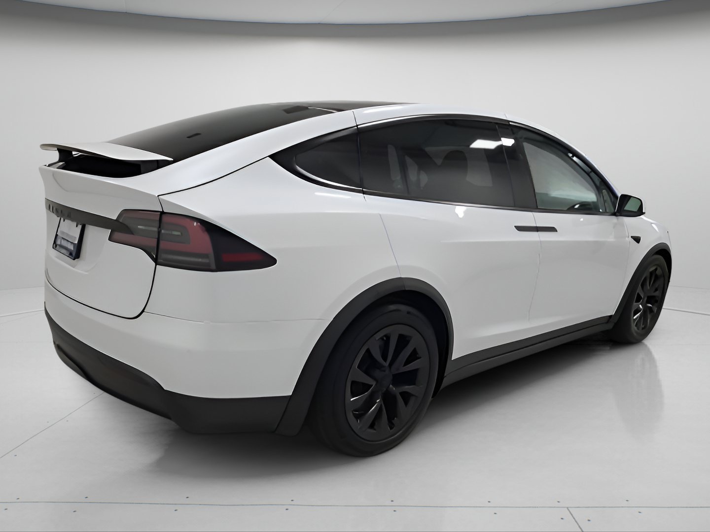 Used 2023 Tesla Model X AWD/4WD image 6