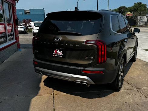 Used 2020 Kia Telluride S AWD/4WD image 5
