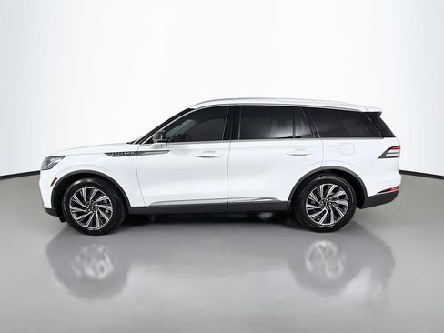 Used 2026 Lincoln Aviator 2WD image 8