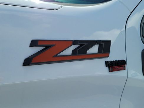 Used 2021 Chevrolet Silverado 1500 LT Trail Boss image 32