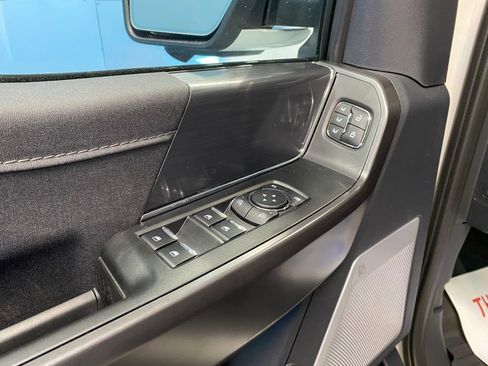 New 2025 Ford F150 Lariat w/ Equipment Group 502A High image 29