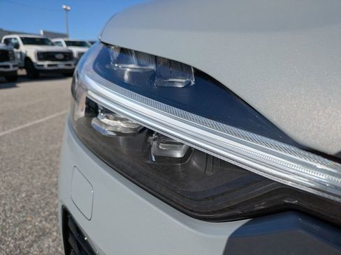 New 2026 Volvo XC60 B5 Ultra w/ Protection Package Premier image 10