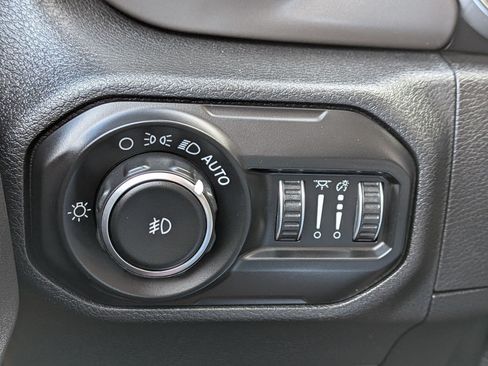 Used 2020 Jeep Wrangler Unlimited Sport AWD/4WD image 18