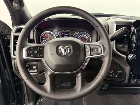 Used 2025 RAM 2500 Big Horn AWD/4WD image 25