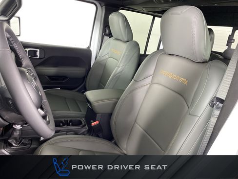 New 2026 Jeep Gladiator Mojave AWD/4WD image 14