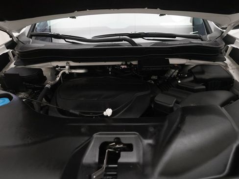 Certified 2025 Honda Passport EX-L image 3
