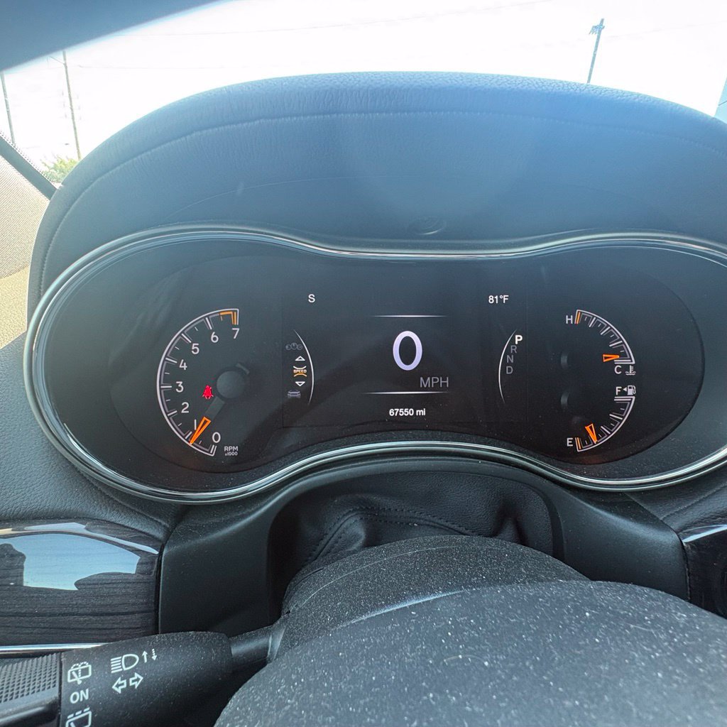 Used 2021 Jeep Grand Cherokee Overland AWD/4WD image 11
