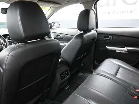 Used 2013 Ford Edge SEL FWD image 24