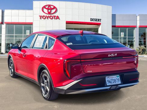 Used 2025 Kia K4 LXS image 5