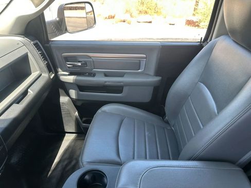 Used 2018 RAM 1500 Tradesman w/ Power & Remote Entry Group AWD/4WD image 9